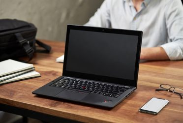 Sewa Laptop Surabaya Microland Rental: Pilihan Tempat Rental Laptop dan Rekomendasi Layanan Profesional