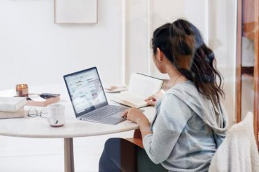 Belajar & Ujian Lebih Mudah dengan Sewa Laptop Gresik untuk Sekolah